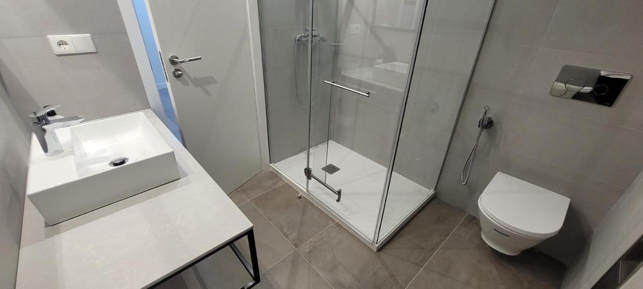 Cozy & Modern Apartment Hombre De Piedra إشبيلية المظهر الخارجي الصورة